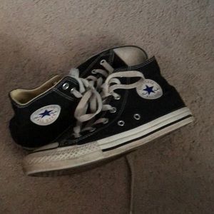 black converse hightops